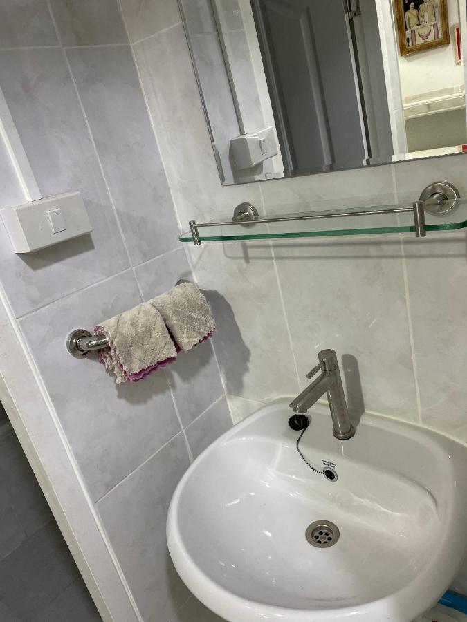 בנגקוק Apartment A4 Dindaeng מראה חיצוני תמונה